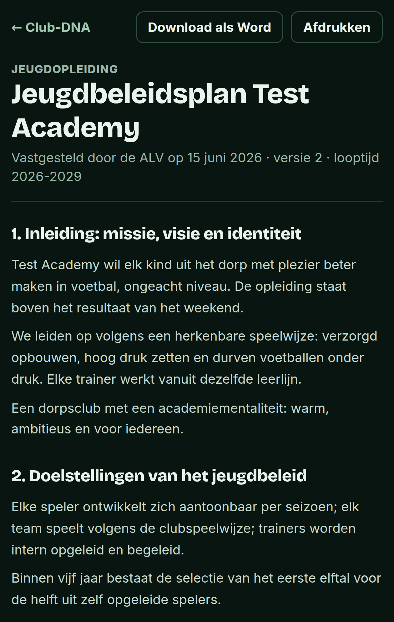 PlusXI-scherm: het jeugdbeleidsplan uit het Club-DNA, vastgesteld door de ALV met versie en looptijd, en een Word-download.